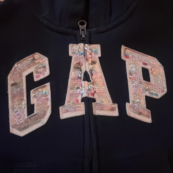 Kids size small (6-7) Gap zip up sweater - Picture 3 of 3